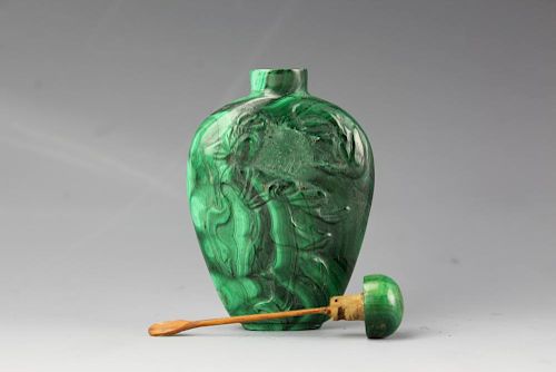 Chinese Malachite snuff bottle and stopper with low relief carved figure of a lady