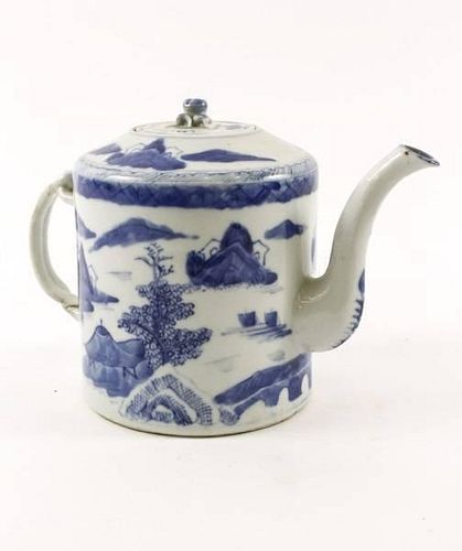 18th/19th C. Chinese Porcelain Blue Willow Teapot