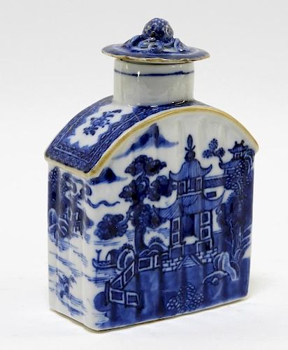 Chinese Export Porcelain Blue & White Tea Caddy