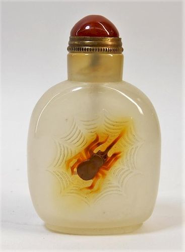 Chinese Carved Hardstone Spider Snuff Bottle