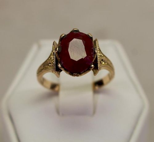 Victorian Style 18k Gold & Ruby Ring