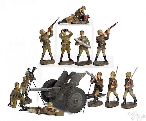 Elastolin painted tin gun and composition soldiers