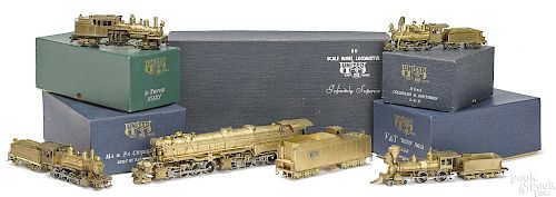 Five United Scale models brass HO train engines