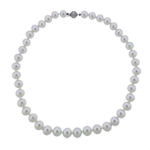 18k Gold Diamond Pearl Necklace