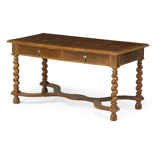 WILLIAM AND MARY STYLE OYSTER VENEERED TABLE