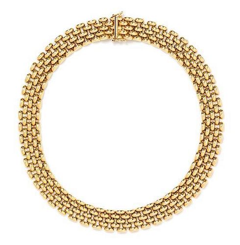 A 14 Karat Yellow Gold Necklace, Italian, 38.40 dwts.