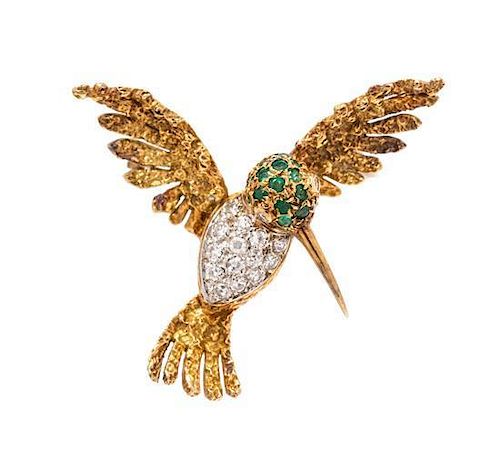 An 18 Karat Yellow Gold, Diamond and Emerald Hummingbird Brooch, 4.50 dwts.