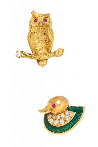 * A Collection of Yellow Gold and Multigem Bird Brooches, 8.30 dwts.