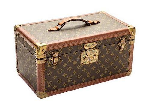 Sold at Auction: Louis Vuitton, Louis Vuitton Monogram Trunk Boite