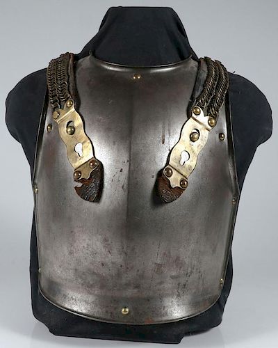 A FRENCH STYLE MODEL 1825 CUIRASS