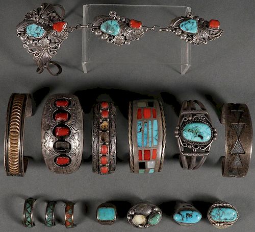 A GROUP OF 14 SOUTHWEST SILVER & TURQUOIS JEWELRY
