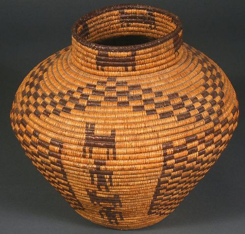 A LARGE AND IMPRESSIVE APACHE STYLE OLLA