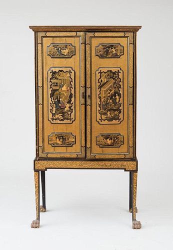UNUSUAL CHINESE EXPORT BLACK LACQUER AND PARCEL-GILT CABINET ON STAND