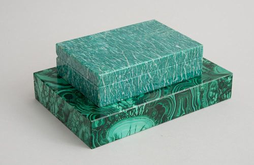 MALACHITE BOX AND AN AMAZONITE BOX, WITH BLACK MARBLE LININGS