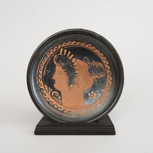 APULIAN RED-FIGURE FOOTED DISH