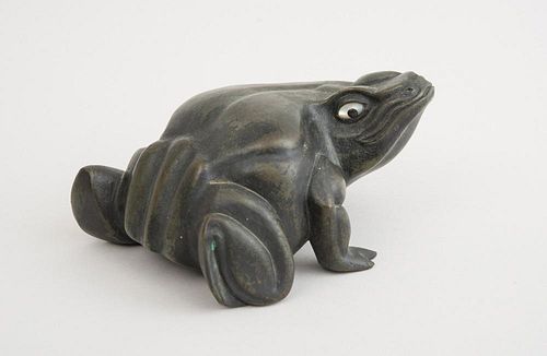 JAPANESE BRONZE FIGURE OF A FROG