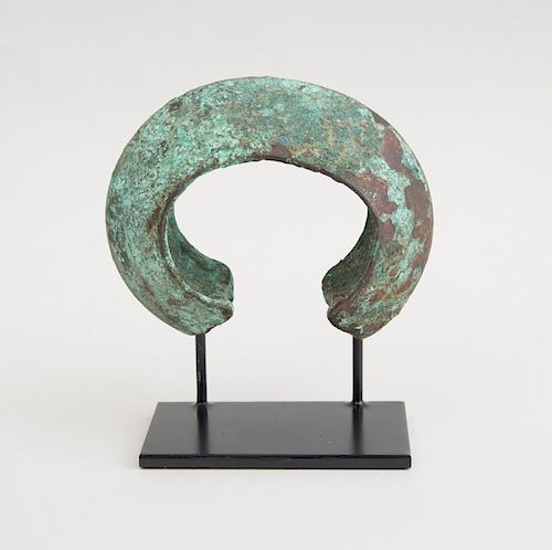 AFRICAN BRONZE CRESCENT-FORM CURRENCY PIECE