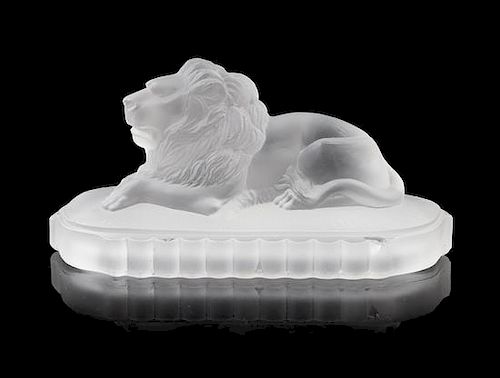 * Gillinder Glass, New York, USA, an antique centennial exhibition molded frosted glass lion paperweight