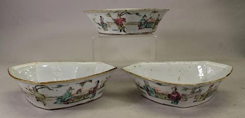 (3) Chinese Qing Dynasty Famille Rose Bowls