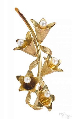 18K yellow gold Tiffany & Co. flower brooch