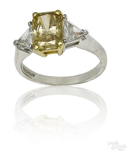 Platinum and 18K yellow gold diamond ring