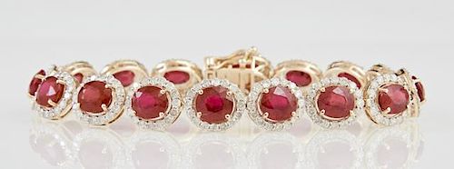 14K Yellow Gold Link Bracelet, each of the sixteen oval links with a graduated ruby above a border of small round diamonds, t