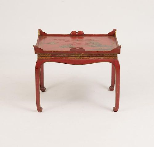 CHINESE RED PAINTED AND PARCEL-GILT SIDE TABLE