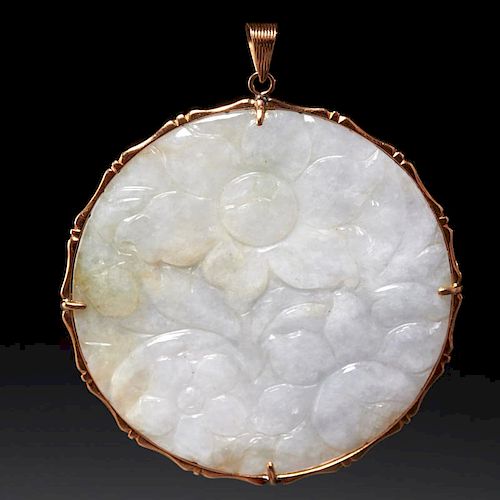 Chinese carved white jade gold-mounted pendant