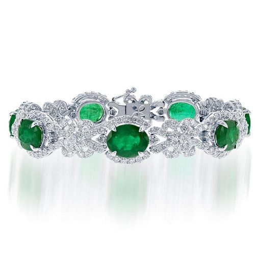 5.85 ct Diamond & Emerald Bracelet