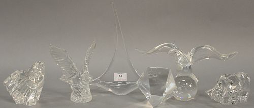 Group of six crystal pieces to include Simon Pearce sailboat inscribed: To David R, Simon Pearce 03; three Steuben crystal pieces: a...