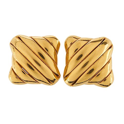 YELLOW GOLD EAR CLIPS