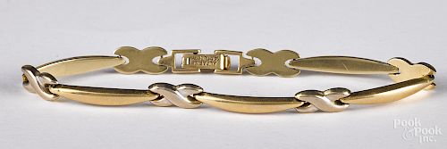 14K gold bracelet, 4.5 dwt.