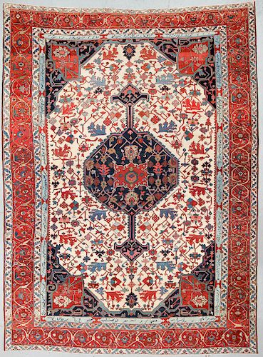Fine Antique Serapi Rug, Persia: 12'7'' x 16'10''