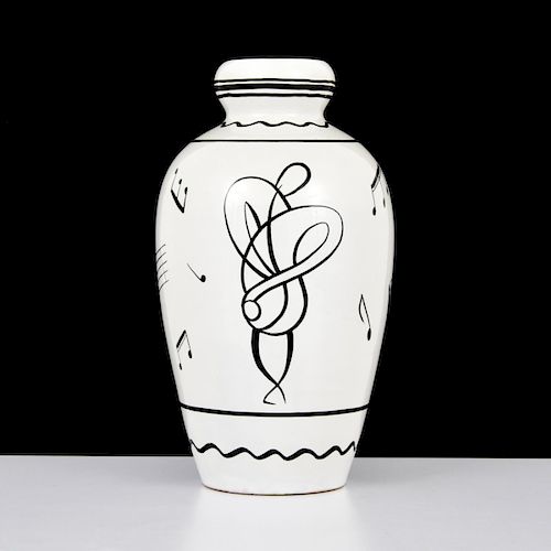 Deruta Vase, Italy