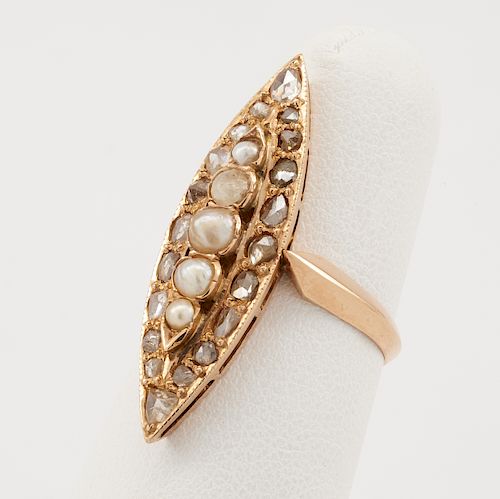 18k Rose gold, pearl & diamond navette ring