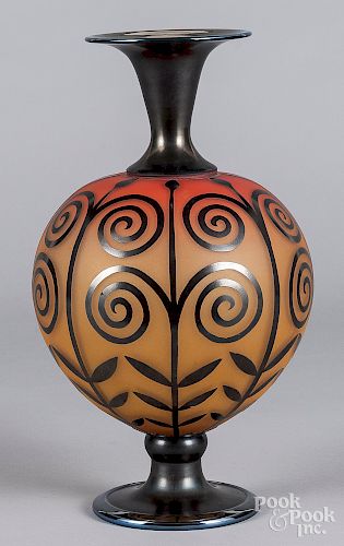 Gary Genetti large Etruscan style art glass vase