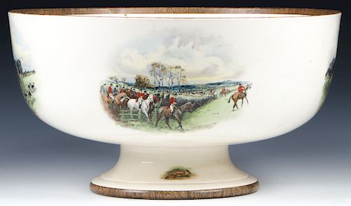 Lionel Edwards Footed China Bowl by W.T. Copeland & Sons