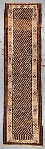 Semi-Anique West Persian Veramin Kilim: 42'' x 148''