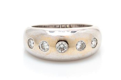 An 18 Karat White Gold and Diamond Ring, Bulgari, 7.50 dwts.