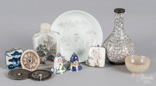 Miscellaneous group of Chinese decorative arts