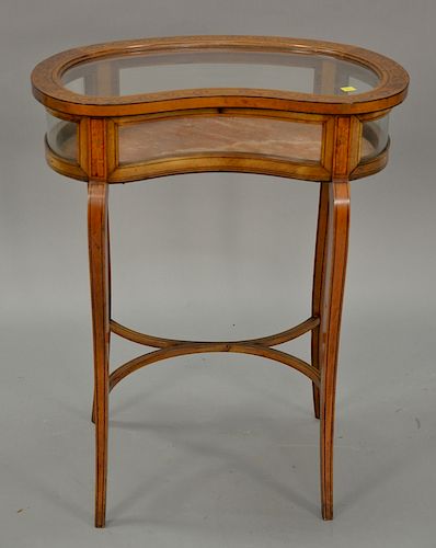 Kidney shaped curio table with inlaid top trim. ht. 30in., top: 14" x 25 1/2"