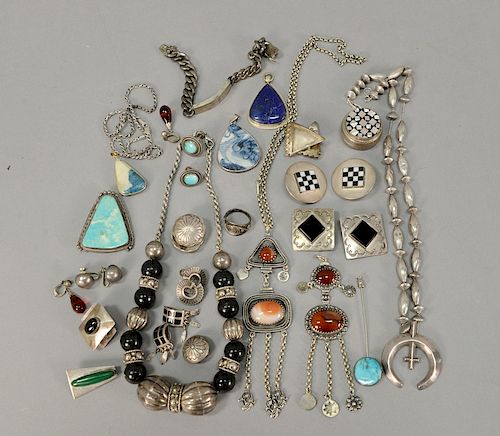 Tray lot with miscellaneous silver and sterling jewelry, earrings, brooch, necklaces, etc.