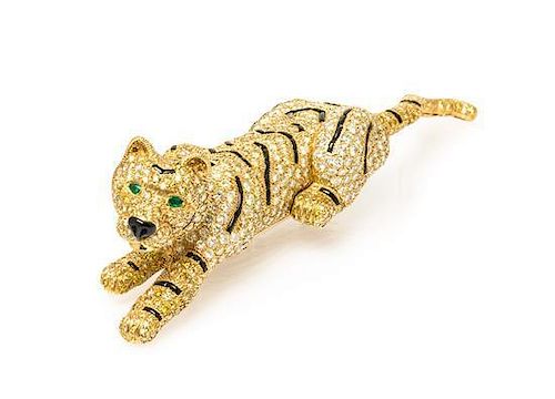 An 18 Karat Yellow Gold, Diamond, Colored Diamond, Onyx and Emerald Articulated Tiger Brooch/Objet, 89.30 dwts.