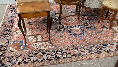 Heriz Oriental carpet. 7'6" x 10'