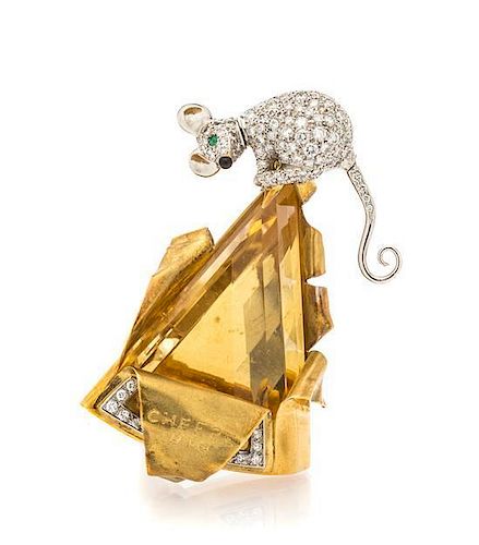 An 18 Karat Yellow Gold, Platinum, Citrine, Diamond and Emerald Mouse and Cheese Brooch, Circa 1950, 24.40 dwts.