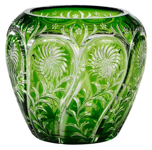 Hawkes Brilliant Period Vase