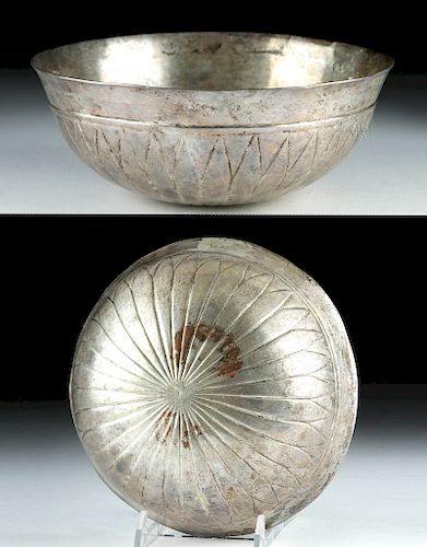 Lovely Achaemenid Gilded Silver Bowl - 323.6 grams