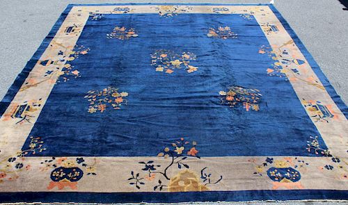 Art Deco and Finely Hand Woven Chinese Carpet.