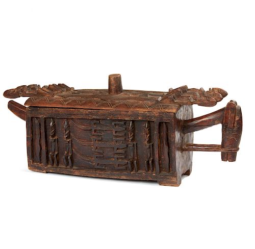 Dogon Lidded Wood Box 