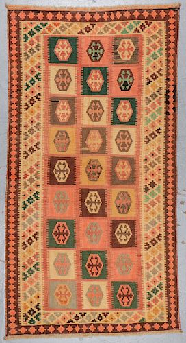 Vintage Shiraz Kilim: 4'8'' x 8'8''